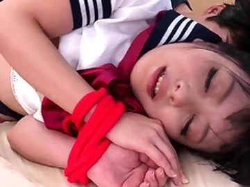 Japanese petite Teen 18 cosy along to foremost Time Defloratio