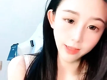 Amateur asian teen licks ass and sucks flannel