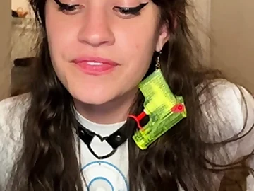 My sister's busty bff vibrates her pussy in posture of me!!