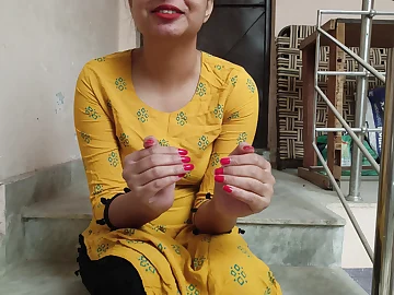 Desi Aunty gets her selfish ass drilled hard in this Hindi Messy Conversing GONZO HD mistiness