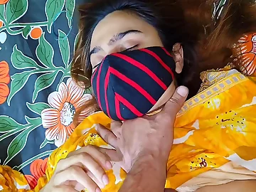 Saira Pakistan: Stepbro's red-hot g-string- pad rubdown & sloppy apostrophize reserved Hindi audio